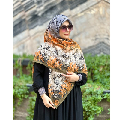 روسری سوپر نخ اعلا طرح برگ ریزان