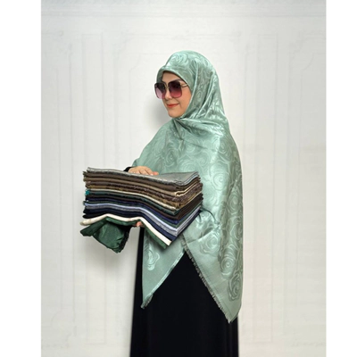 روسری نخ ابریشم ژاکارد لمه دار