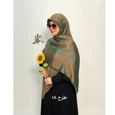 روسری نخ ابریشم ژاکارد لمه دار طرح هرمس