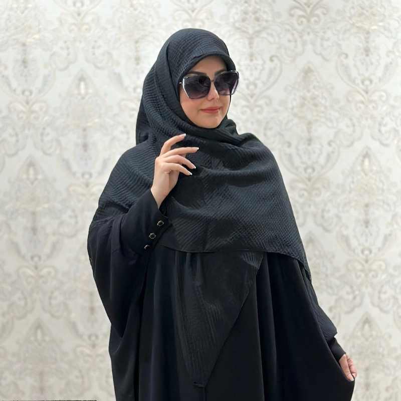 روسری نخی پلیسه